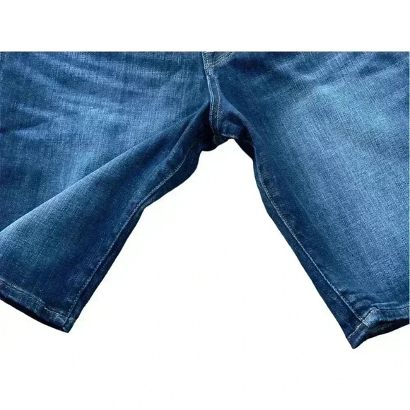 Women’s Lucky Brand Dark Wash Bermuda Stretch Shorts• Size 12/31•Preowned• - Picture 7 of 9